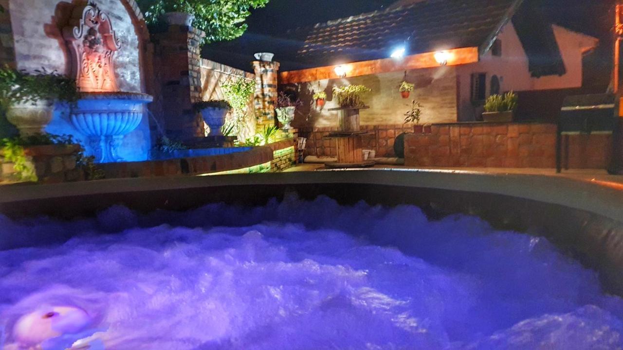 Castello Inn Smederevska Palanka 외부 사진